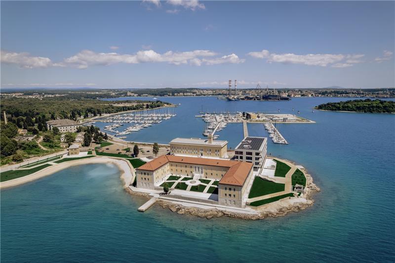 Monumenti Heritage Hotel & Resort hotel, Pula